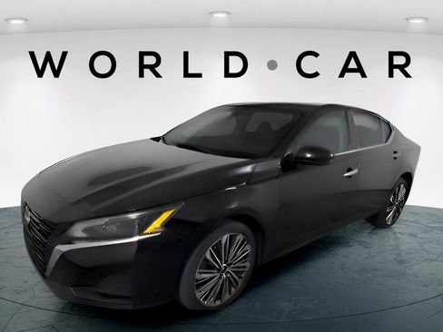 Used 2025 Nissan Altima 2.5 SL image 3