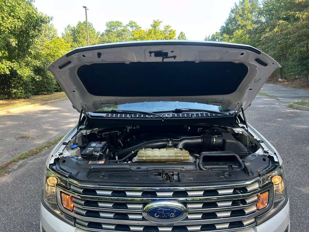 Used 2019 Ford Expedition Limited AWD/4WD image 14