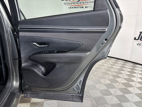 Used 2022 Hyundai Tucson Limited AWD/4WD image 23