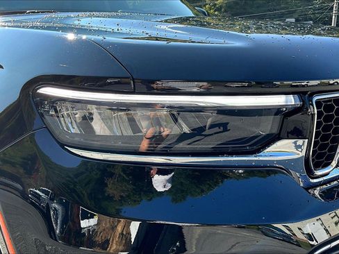 Used 2024 Jeep Grand Cherokee Overland w/ Luxury Tech Group IV image 30