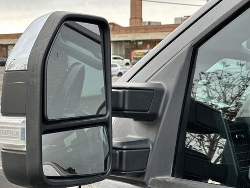 Used 2021 Ford F250 Lariat w/ Chrome Package image 51