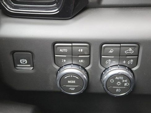 New 2026 GMC Sierra 1500 AT4X image 13
