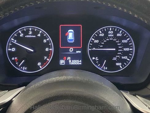 Used 2023 Subaru Outback Premium image 22