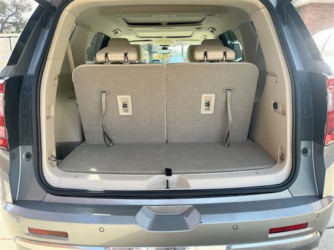 Used 2023 GMC Acadia Denali w/ Denali Ultimate Package image 28