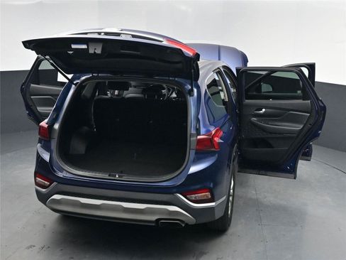 Used 2019 Hyundai Santa Fe SE image 16