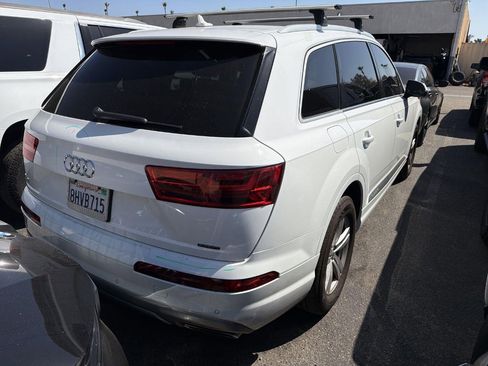 Used 2019 Audi Q7 2.0T Premium w/ Convenience Package AWD/4WD image 3