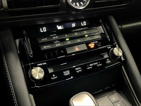 Used 2025 Lexus IS 350 F Sport w/ Navigation Package RWD image 33