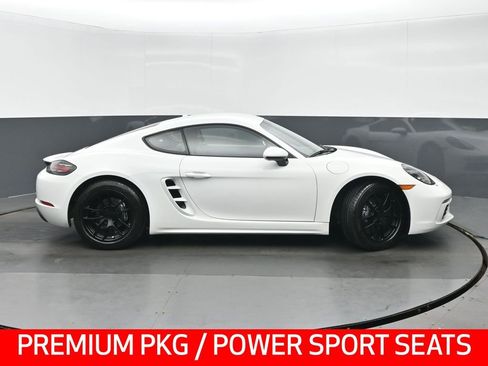 Used 2021 Porsche 718 Cayman RWD image 2