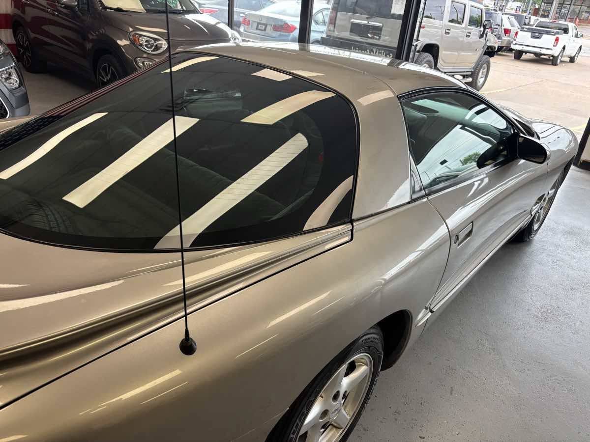 Used 2000 Pontiac Firebird Coupe RWD image 6