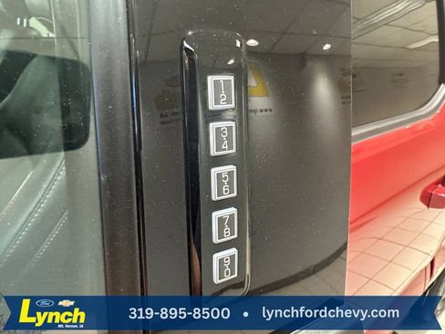 Used 2021 Ford F150 Lariat w/ Equipment Group 502A High AWD/4WD image 17