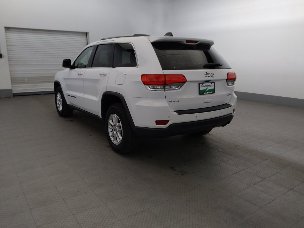 Used 2018 Jeep Grand Cherokee Laredo AWD/4WD image 5