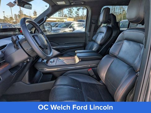 Certified 2025 Lincoln Navigator L Black Label AWD/4WD image 25