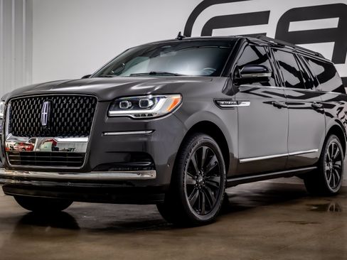 Used 2022 Lincoln Navigator L Black Label AWD/4WD image 33