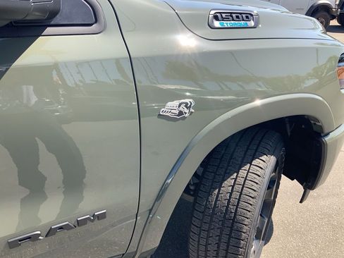 New 2026 RAM 1500 Big Horn AWD/4WD image 11