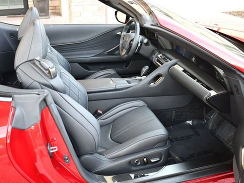 Used 2021 Lexus LC 500 Convertible image 19