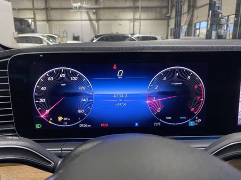 Used 2025 Mercedes-Benz GLE 350 4MATIC image 13