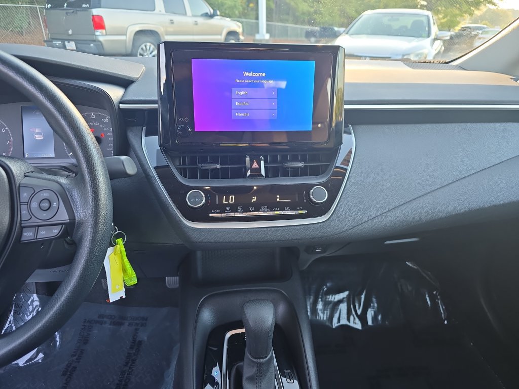 Used 2024 Toyota Corolla LE FWD image 20