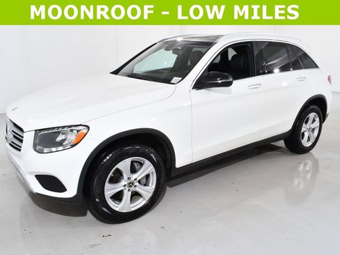 Used 2018 Mercedes-Benz GLC 300 4MATIC image 1
