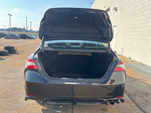 Used 2022 Toyota Camry SE image 27