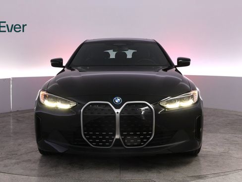Used 2023 BMW i4 eDrive35 RWD image 11