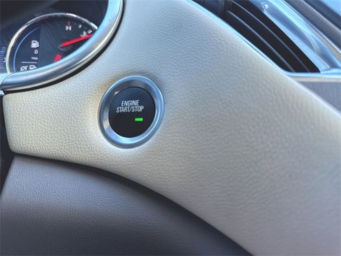 Used 2024 Chevrolet Malibu LT image 17