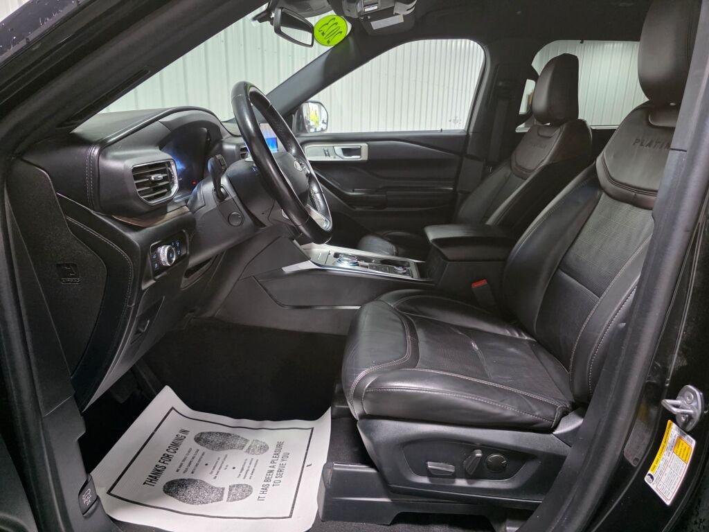 Used 2023 Ford Explorer Platinum AWD/4WD image 9