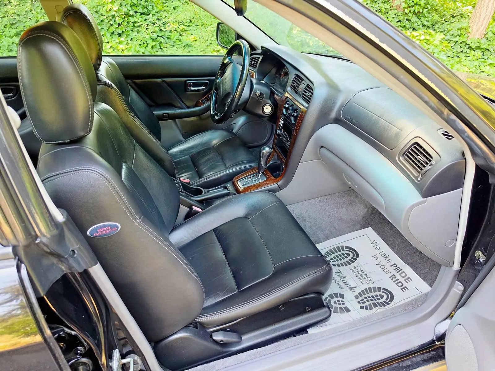 Used 2001 Subaru Outback Limited AWD/4WD image 11