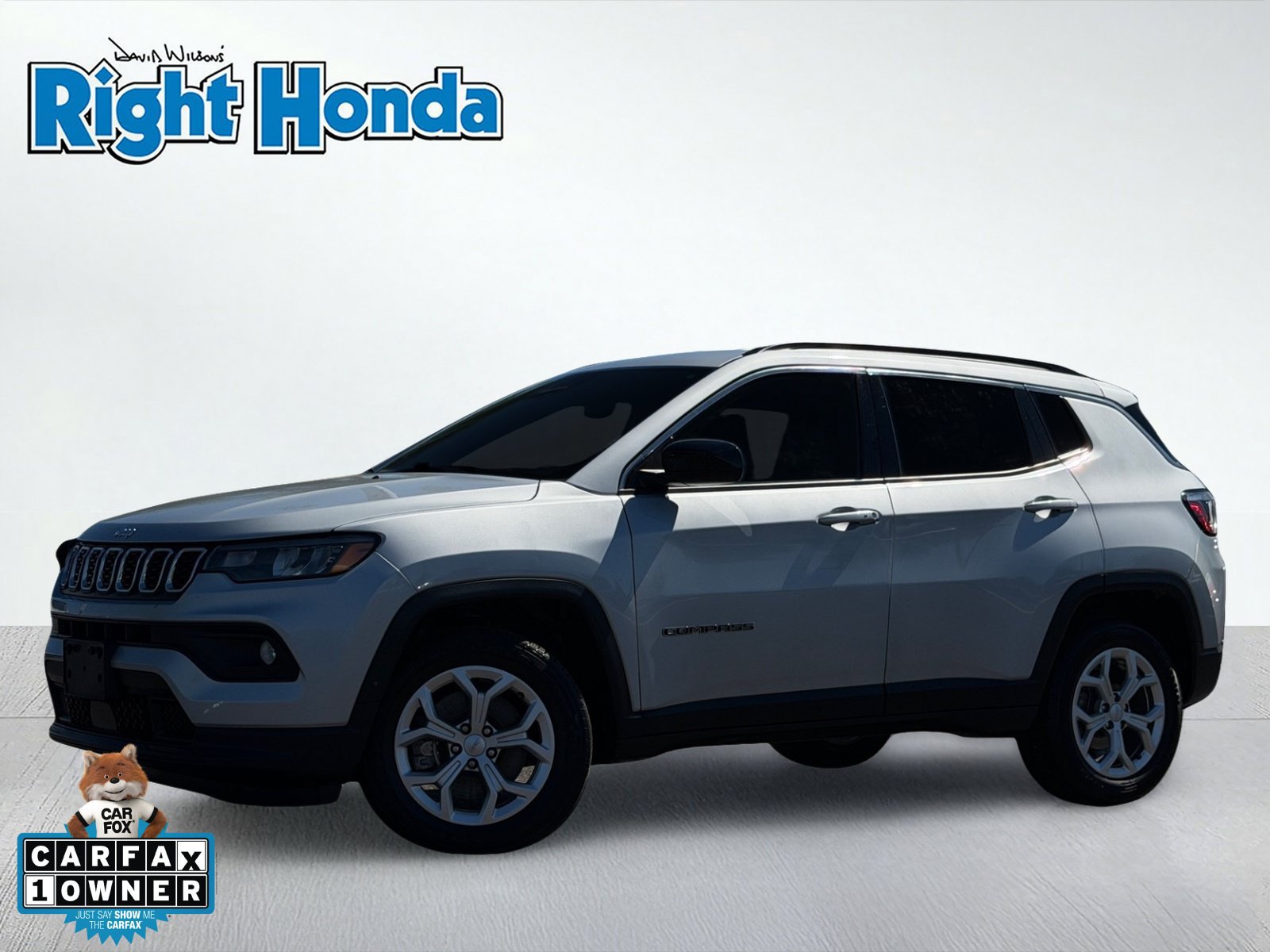 Used 2024 Jeep Compass Latitude AWD/4WD image 1