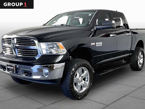 Used 2017 RAM 1500 Lone Star AWD/4WD image 1