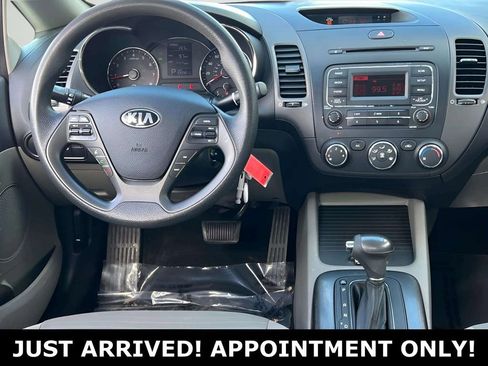 Used 2014 Kia Forte LX w/ Popular Package FWD image 9