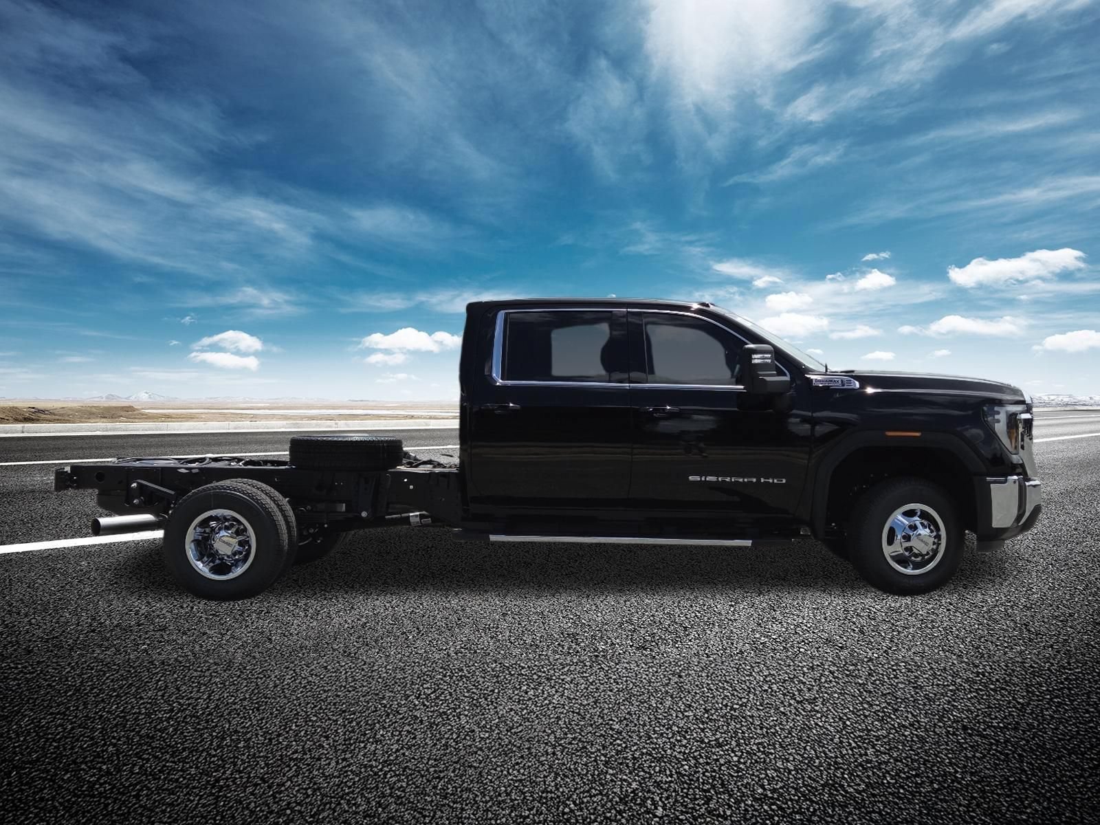 New 2026 GMC Sierra 3500 SLE AWD/4WD image 16