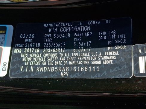 New 2026 Kia Carnival LXS FWD image 13