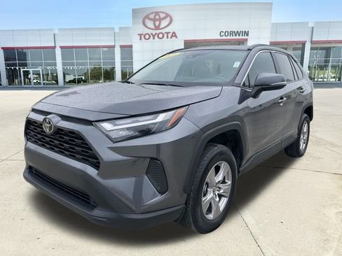 Used 2025 Toyota RAV4 XLE FWD image 8