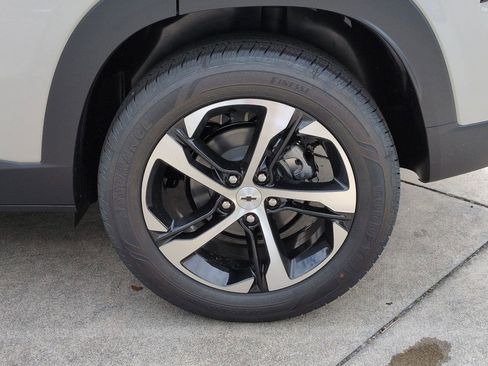 New 2026 Chevrolet Trax RS w/ Driver Confidence Package FWD image 27