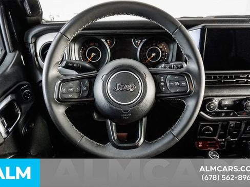 Used 2025 Jeep Wrangler Unlimited Sport AWD/4WD image 24