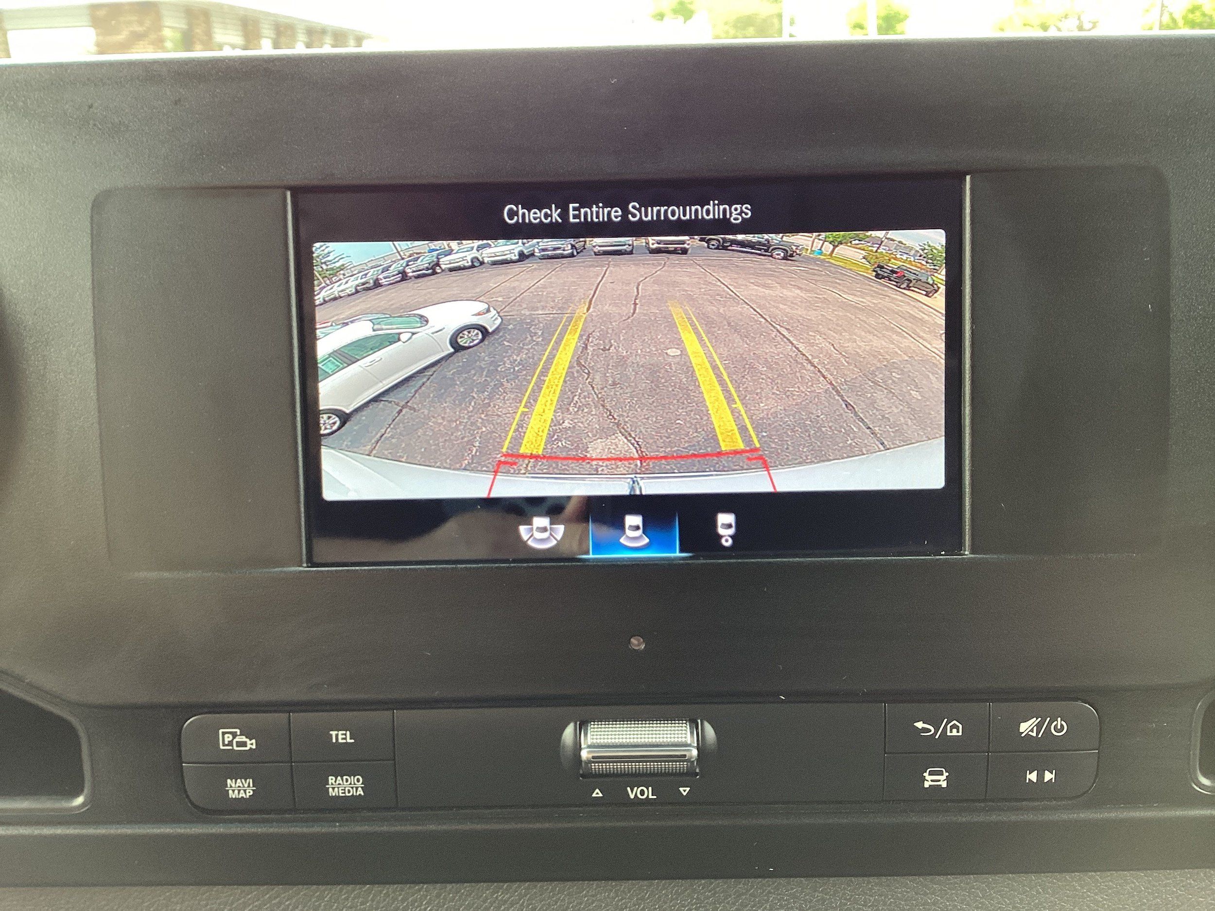 Used 2024 Mercedes-Benz Sprinter 2500 w/ Acoustic Package image 21