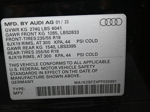 Used 2023 Audi Q4 e-tron Premium w/ Convenience Package AWD/4WD image 34