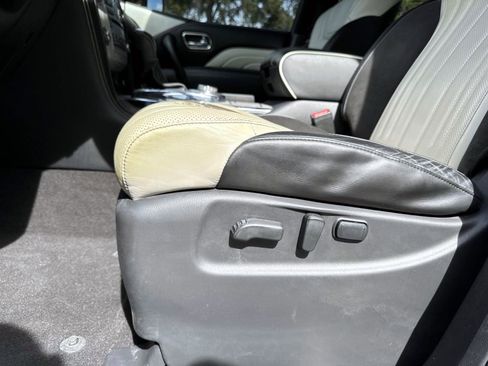 Used 2019 INFINITI QX80 Limited image 9