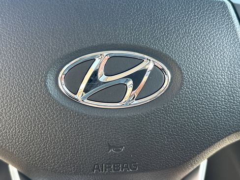 New 2026 Hyundai Venue SEL image 26