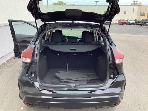 Used 2024 Nissan Kicks S image 9