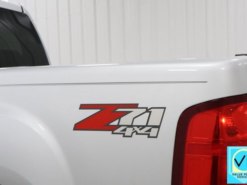 Used 2013 GMC Sierra 1500 SLE w/ Power Tech Package image 33