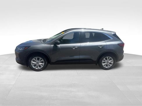 Used 2024 Ford Escape Active FWD image 3