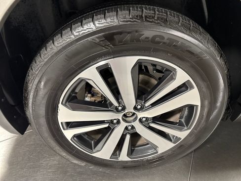 Used 2019 Subaru Outback 2.5i Limited AWD/4WD image 13