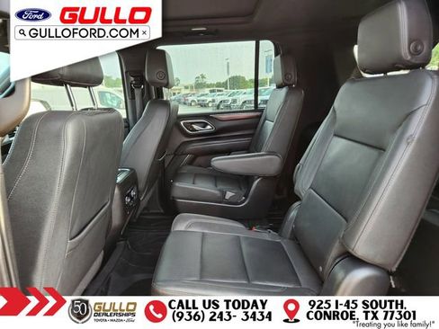 Used 2023 Chevrolet Suburban Z71 w/ Luxury Package AWD/4WD image 13