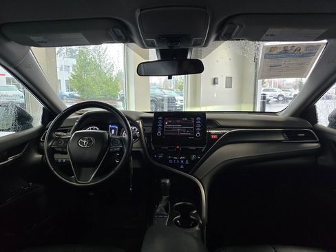 Used 2024 Toyota Camry SE image 24