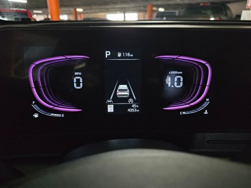 Certified 2025 Kia Sportage EX image 26