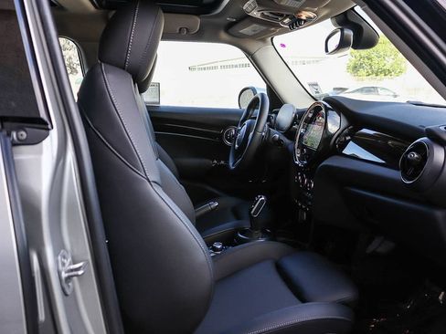 Used 2024 MINI Cooper S FWD image 21