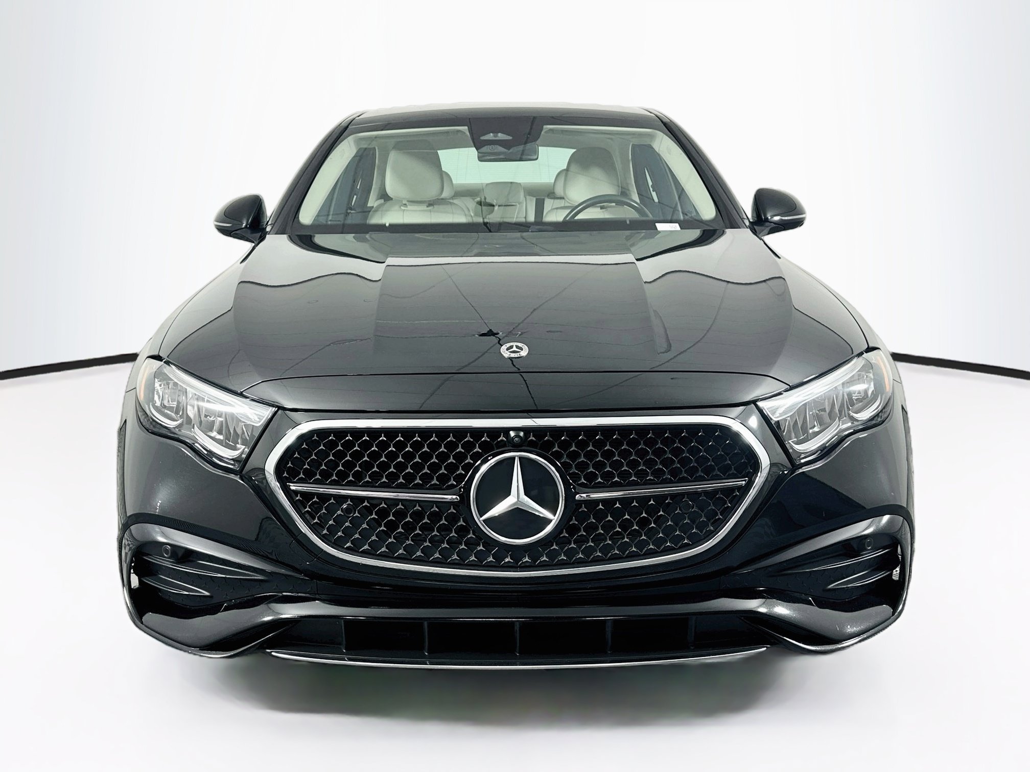 Used 2025 Mercedes-Benz E 350 Sedan w/ Winter Package image 2