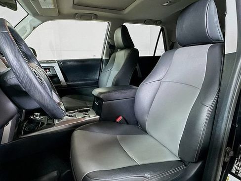 Used 2019 Toyota 4Runner SR5 Premium AWD/4WD image 11