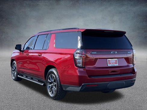 Used 2022 Chevrolet Suburban Z71 w/ Z71 Off-Road Package image 6